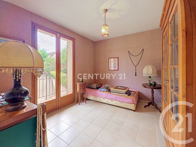 Maison &agrave; vendre - 6 pi&egrave;ces - 190 m2 - Noisy Le Grand - 93 - ILE-DE-FRANCE