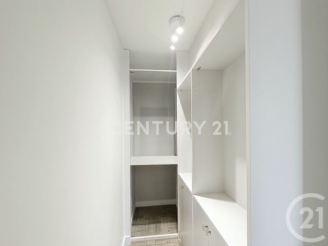 Appartement F4 &agrave; vendre - 4 pi&egrave;ces - 82,02 m2 - Noisy Le Grand - 93 - ILE-DE-FRANCE