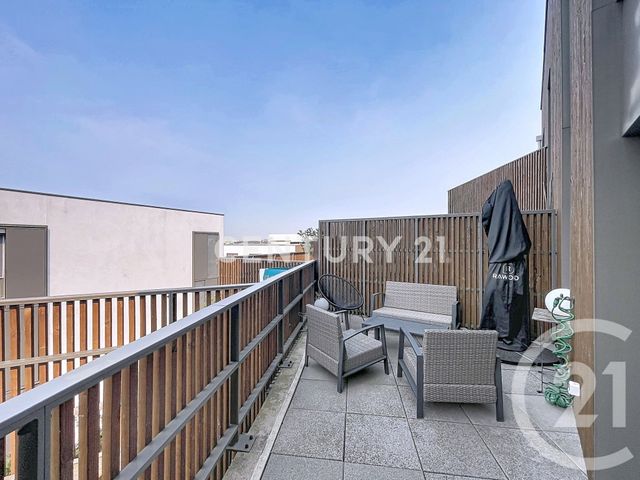 Appartement F4 &agrave; vendre - 4 pi&egrave;ces - 82,02 m2 - Noisy Le Grand - 93 - ILE-DE-FRANCE