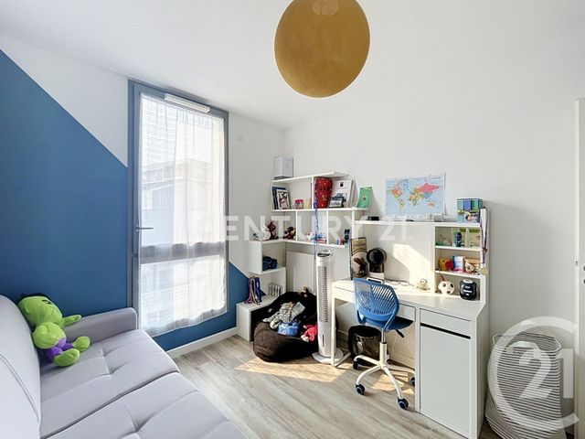 Appartement F4 &agrave; vendre - 4 pi&egrave;ces - 82,02 m2 - Noisy Le Grand - 93 - ILE-DE-FRANCE