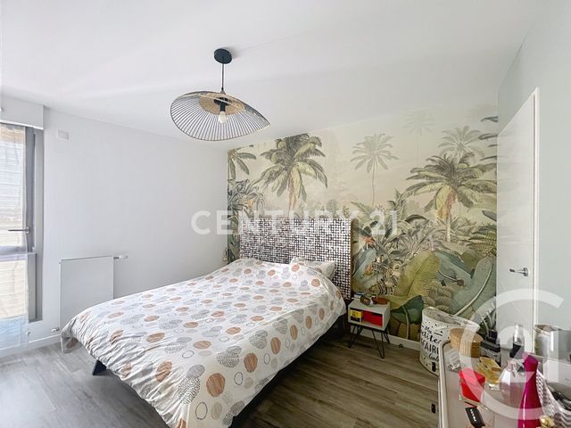 Appartement F4 &agrave; vendre - 4 pi&egrave;ces - 82,02 m2 - Noisy Le Grand - 93 - ILE-DE-FRANCE