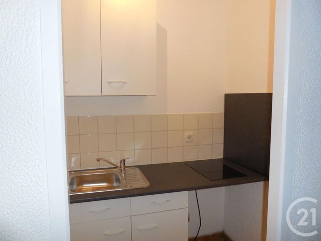 Appartement Studio &agrave; louer - 1 pi&egrave;ce - 30,29 m2 - Noisy Le Grand - 93 - ILE-DE-FRANCE