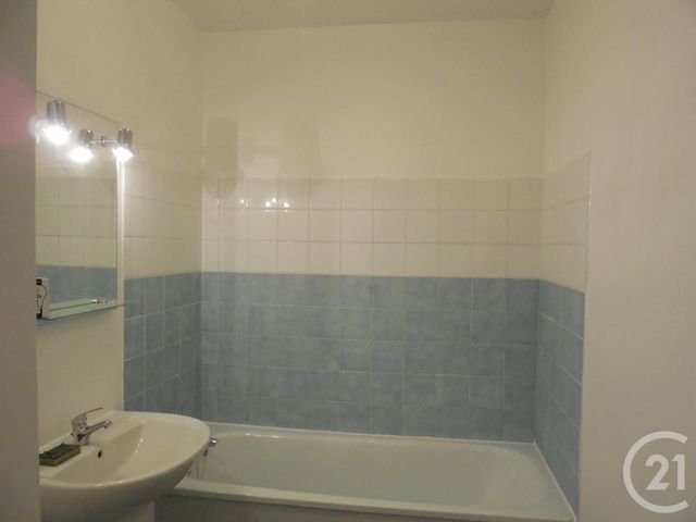 Appartement Studio &agrave; louer - 1 pi&egrave;ce - 30,29 m2 - Noisy Le Grand - 93 - ILE-DE-FRANCE