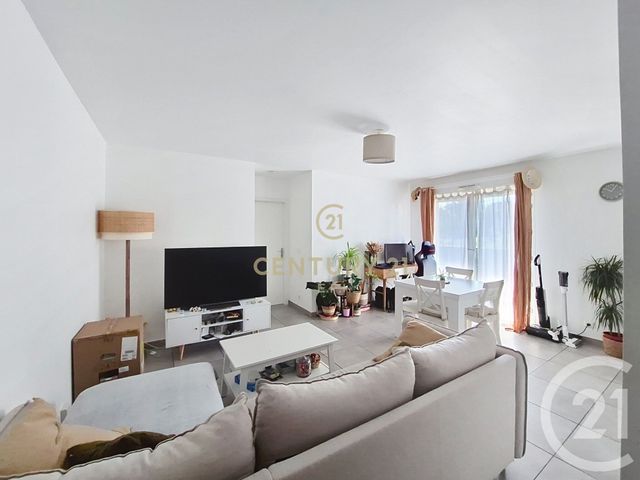 Appartement F2 &agrave; louer - 2 pi&egrave;ces - 47,76 m2 - Noisy Le Grand - 93 - ILE-DE-FRANCE