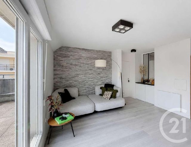 Appartement F4 &agrave; vendre - 4 pi&egrave;ces - 79,77 m2 - Noisy Le Grand - 93 - ILE-DE-FRANCE