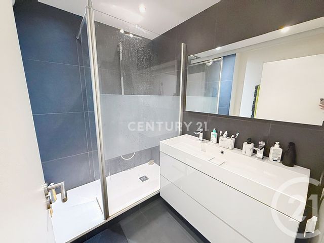 Appartement F4 &agrave; vendre - 4 pi&egrave;ces - 79,77 m2 - Noisy Le Grand - 93 - ILE-DE-FRANCE