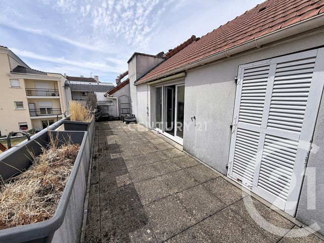 Appartement F4 &agrave; vendre - 4 pi&egrave;ces - 79,77 m2 - Noisy Le Grand - 93 - ILE-DE-FRANCE