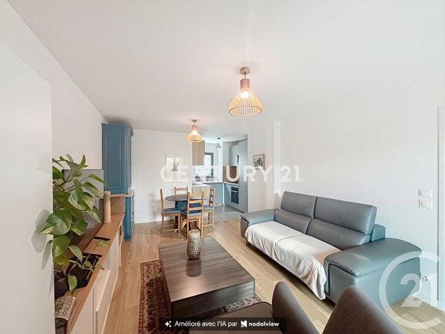 Appartement F3 &agrave; louer - 3 pi&egrave;ces - 58,10 m2 - Noisy Le Grand - 93 - ILE-DE-FRANCE