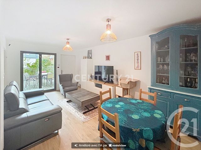 Appartement F3 &agrave; louer - 3 pi&egrave;ces - 58,10 m2 - Noisy Le Grand - 93 - ILE-DE-FRANCE