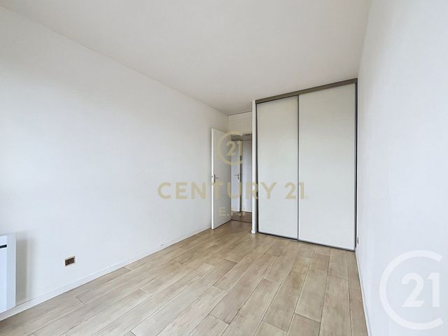 Appartement F3 &agrave; vendre - 3 pi&egrave;ces - 67,34 m2 - Noisy Le Grand - 93 - ILE-DE-FRANCE