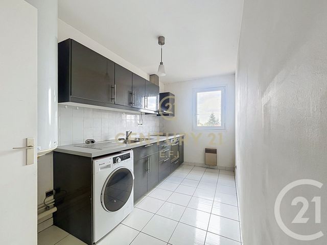 Appartement F3 &agrave; vendre - 3 pi&egrave;ces - 67,34 m2 - Noisy Le Grand - 93 - ILE-DE-FRANCE