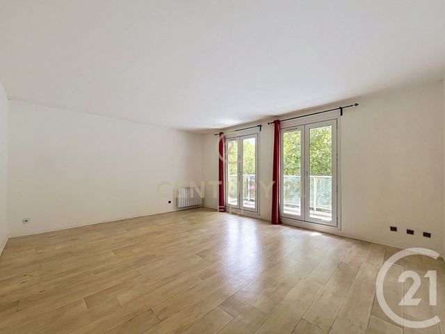 Appartement F3 &agrave; vendre - 3 pi&egrave;ces - 67,34 m2 - Noisy Le Grand - 93 - ILE-DE-FRANCE
