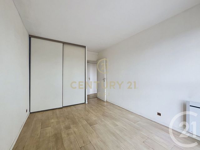 Appartement F3 &agrave; vendre - 3 pi&egrave;ces - 67,34 m2 - Noisy Le Grand - 93 - ILE-DE-FRANCE