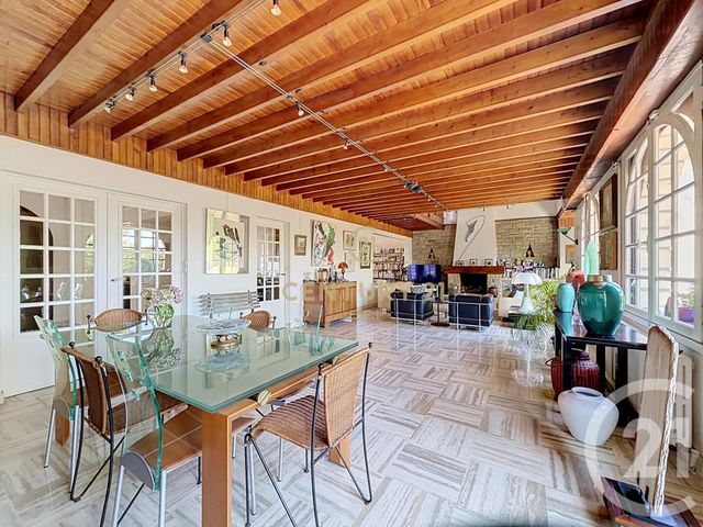 Maison &agrave; vendre - 8 pi&egrave;ces - 241,42 m2 - Noisy Le Grand - 93 - ILE-DE-FRANCE