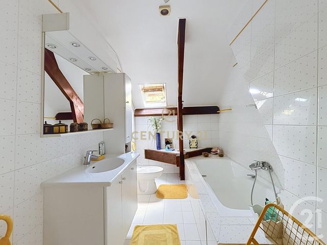 Maison &agrave; vendre - 8 pi&egrave;ces - 241,42 m2 - Noisy Le Grand - 93 - ILE-DE-FRANCE