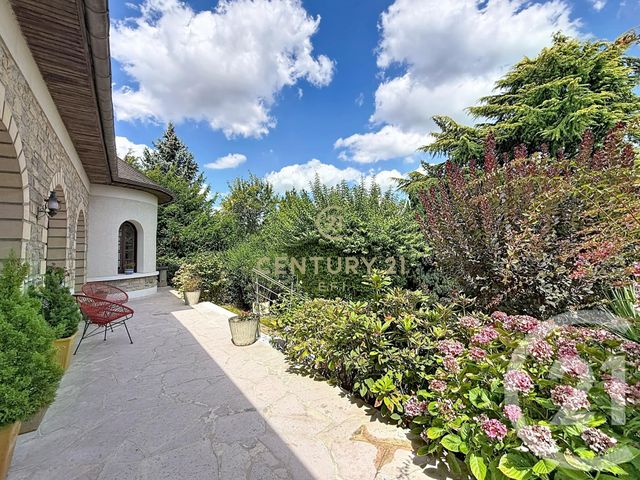 Maison &agrave; vendre - 8 pi&egrave;ces - 241,42 m2 - Noisy Le Grand - 93 - ILE-DE-FRANCE
