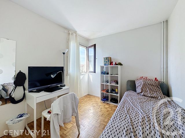 Appartement F5 &agrave; vendre - 5 pi&egrave;ces - 90,65 m2 - Champs Sur Marne - 77 - ILE-DE-FRANCE