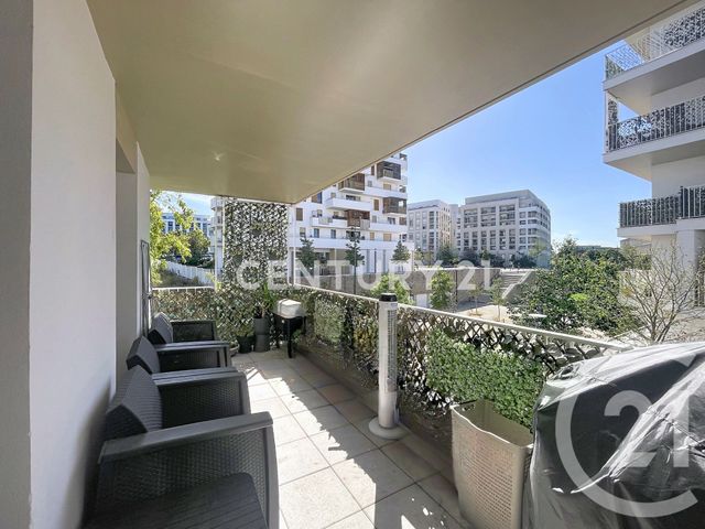Appartement T3 &agrave; vendre - 3 pi&egrave;ces - 60,91 m2 - Noisy Le Grand - 93 - ILE-DE-FRANCE