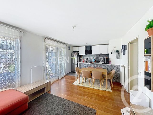 Appartement T3 &agrave; vendre - 3 pi&egrave;ces - 60,91 m2 - Noisy Le Grand - 93 - ILE-DE-FRANCE