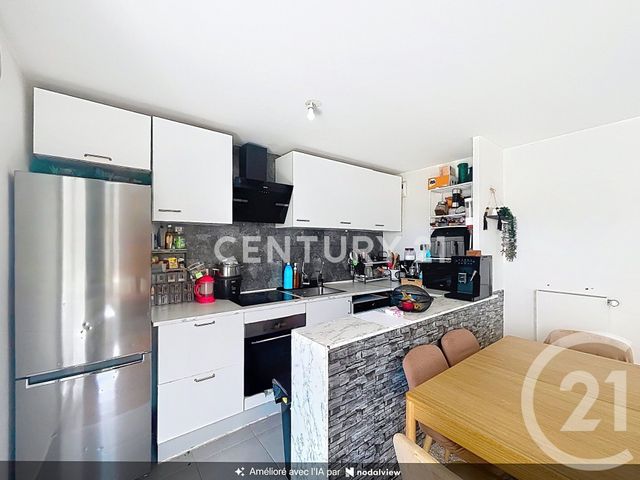 Appartement T3 &agrave; vendre - 3 pi&egrave;ces - 60,91 m2 - Noisy Le Grand - 93 - ILE-DE-FRANCE