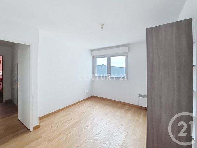 Appartement F2 &agrave; louer - 2 pi&egrave;ces - 43,89 m2 - Noisy Le Grand - 93 - ILE-DE-FRANCE
