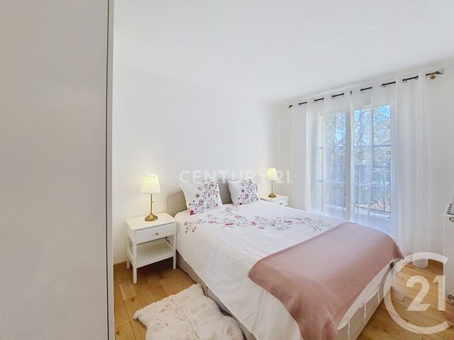 Appartement F3 &agrave; louer - 3 pi&egrave;ces - 45,69 m2 - Noisy Le Grand - 93 - ILE-DE-FRANCE