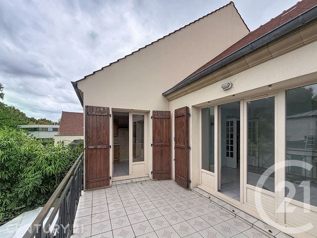 Appartement F3 &agrave; louer - 3 pi&egrave;ces - 64,16 m2 - Noisy Le Grand - 93 - ILE-DE-FRANCE