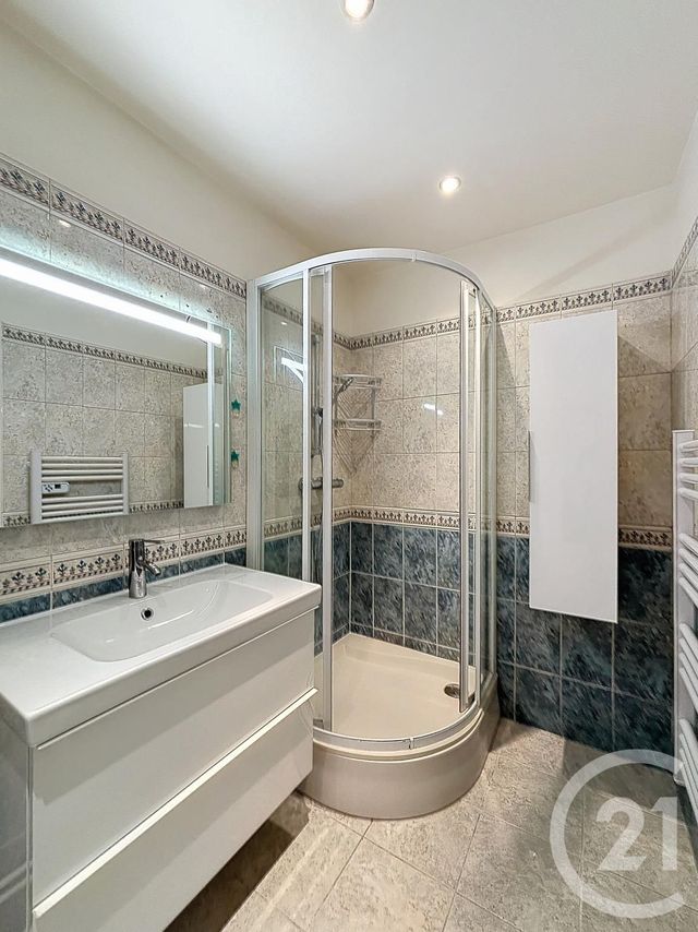 Appartement F1 &agrave; louer - 1 pi&egrave;ce - 29,23 m2 - Noisy Le Grand - 93 - ILE-DE-FRANCE
