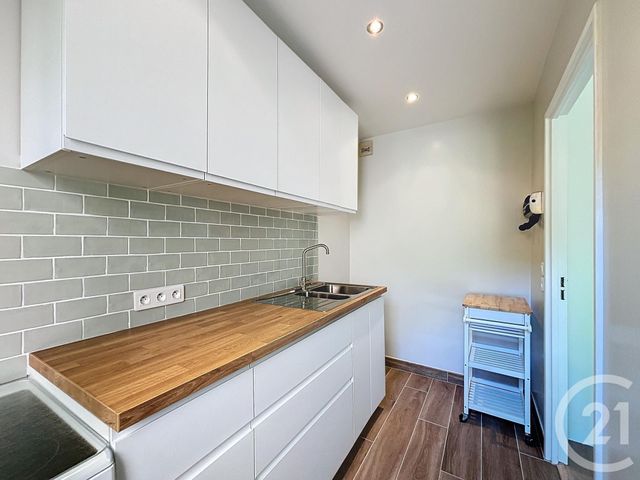 Appartement F1 &agrave; louer - 1 pi&egrave;ce - 29,23 m2 - Noisy Le Grand - 93 - ILE-DE-FRANCE