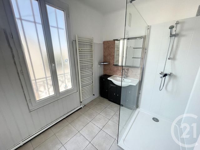 Maison &agrave; louer - 3 pi&egrave;ces - 82,04 m2 - Noisy Le Grand - 93 - ILE-DE-FRANCE