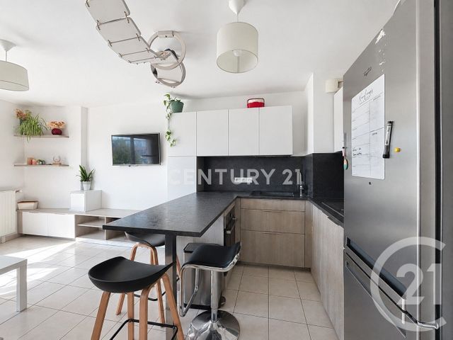 Appartement F2 &agrave; louer - 2 pi&egrave;ces - 40,06 m2 - Noisy Le Grand - 93 - ILE-DE-FRANCE