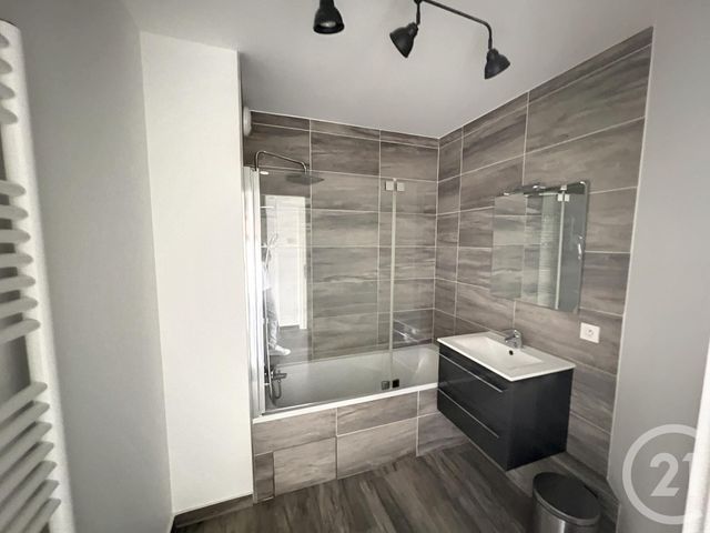 Appartement F3 &agrave; louer - 3 pi&egrave;ces - 57,86 m2 - Noisy Le Grand - 93 - ILE-DE-FRANCE