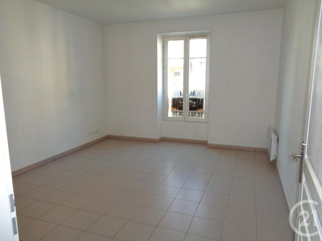 Appartement F2 &agrave; louer - 2 pi&egrave;ces - 41,41 m2 - Noisy Le Grand - 93 - ILE-DE-FRANCE