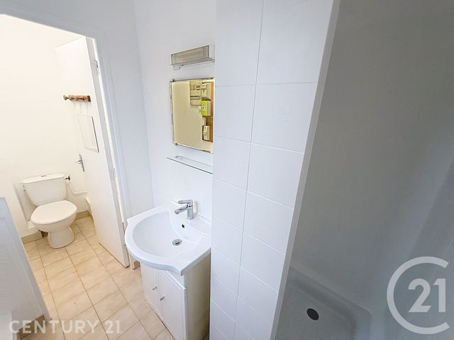 Appartement F1 &agrave; louer - 1 pi&egrave;ce - 25,22 m2 - Torcy - 77 - ILE-DE-FRANCE