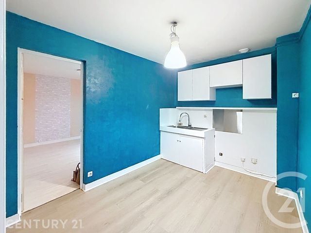 Appartement F1 &agrave; louer - 1 pi&egrave;ce - 25,22 m2 - Torcy - 77 - ILE-DE-FRANCE