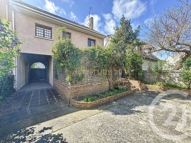 Maison &agrave; vendre - 8 pi&egrave;ces - 173,22 m2 - Neuilly Plaisance - 93 - ILE-DE-FRANCE