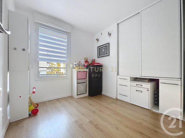 Appartement F3 &agrave; vendre - 3 pi&egrave;ces - 59,15 m2 - Noisy Le Grand - 93 - ILE-DE-FRANCE
