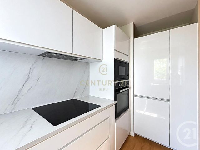 Appartement F2 &agrave; louer - 2 pi&egrave;ces - 40 m2 - Noisy Le Grand - 93 - ILE-DE-FRANCE