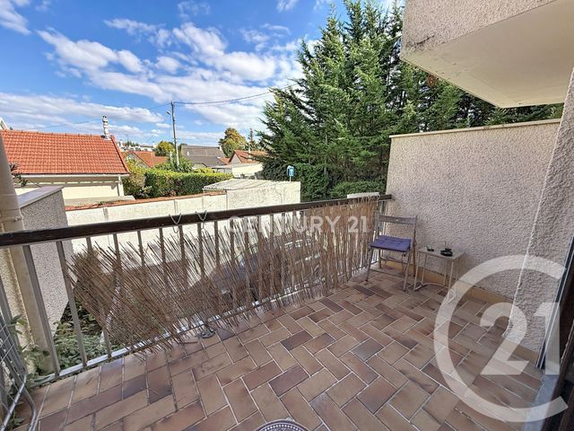 Appartement F1 &agrave; vendre - 1 pi&egrave;ce - 27,02 m2 - Noisy Le Grand - 93 - ILE-DE-FRANCE