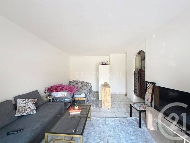 Appartement F1 &agrave; vendre - 1 pi&egrave;ce - 27,02 m2 - Noisy Le Grand - 93 - ILE-DE-FRANCE