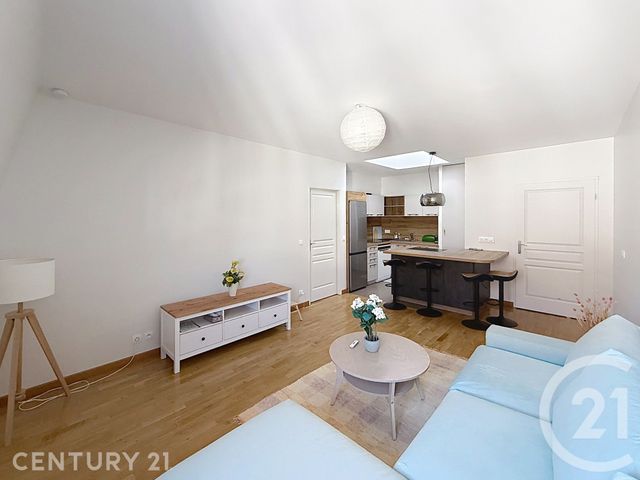 Appartement F2 &agrave; louer - 2 pi&egrave;ces - 53 m2 - Noisy Le Grand - 93 - ILE-DE-FRANCE