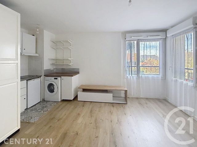 Appartement Studio &agrave; louer - 1 pi&egrave;ce - 26,54 m2 - Noisy Le Grand - 93 - ILE-DE-FRANCE