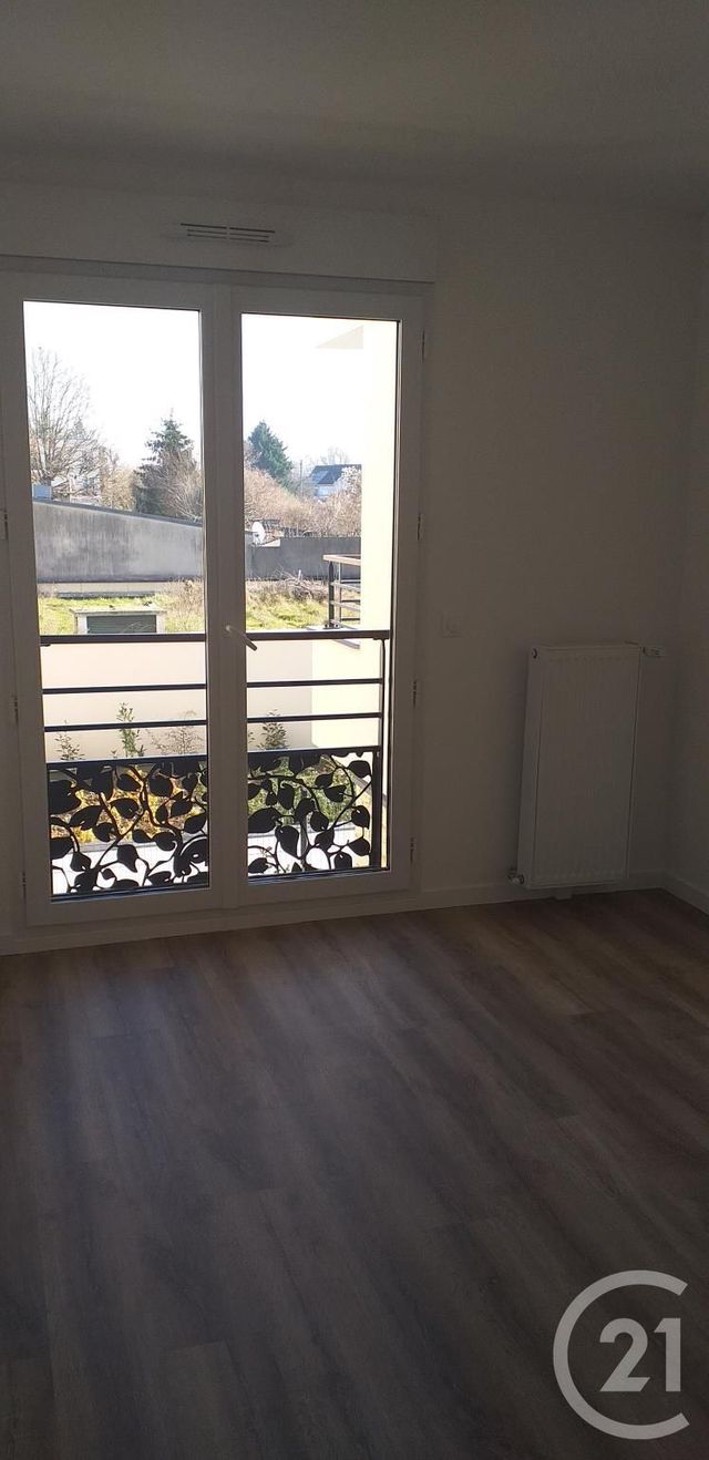 Appartement F2 &agrave; louer - 2 pi&egrave;ces - 45,32 m2 - Noisy Le Grand - 93 - ILE-DE-FRANCE