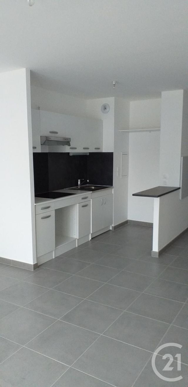 Appartement F2 &agrave; louer - 2 pi&egrave;ces - 45,32 m2 - Noisy Le Grand - 93 - ILE-DE-FRANCE