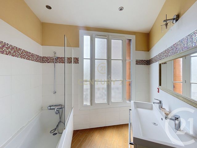 Appartement Duplex &agrave; vendre - 5 pi&egrave;ces - 124,15 m2 - Noisy Le Grand - 93 - ILE-DE-FRANCE