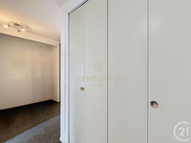Appartement F4 &agrave; vendre - 4 pi&egrave;ces - 79,92 m2 - Noisy Le Grand - 93 - ILE-DE-FRANCE