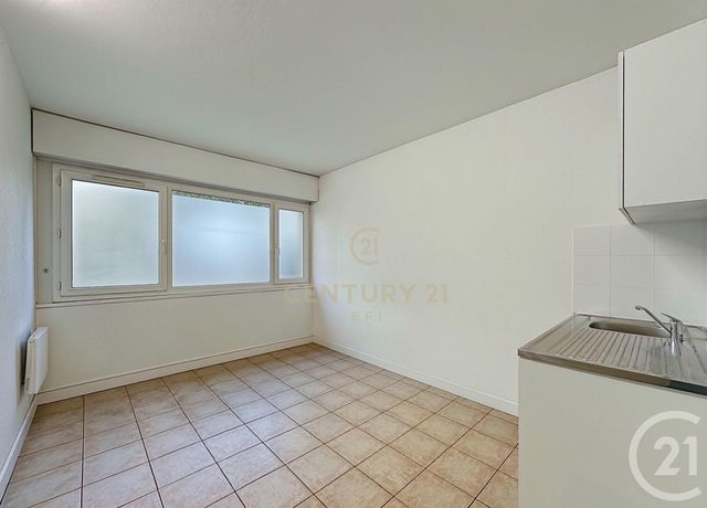 Appartement F4 &agrave; vendre - 4 pi&egrave;ces - 79,92 m2 - Noisy Le Grand - 93 - ILE-DE-FRANCE