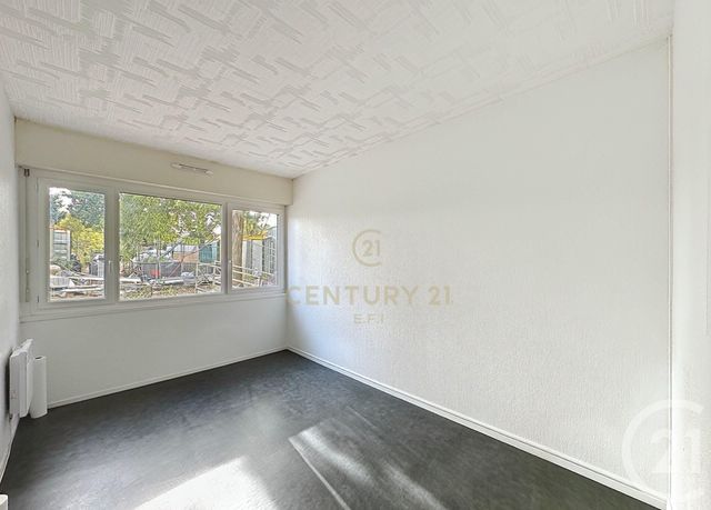 Appartement F4 &agrave; vendre - 4 pi&egrave;ces - 79,92 m2 - Noisy Le Grand - 93 - ILE-DE-FRANCE