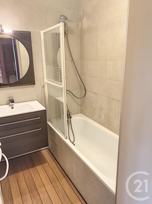 Appartement F2 &agrave; louer - 2 pi&egrave;ces - 40,08 m2 - Noisy Le Grand - 93 - ILE-DE-FRANCE