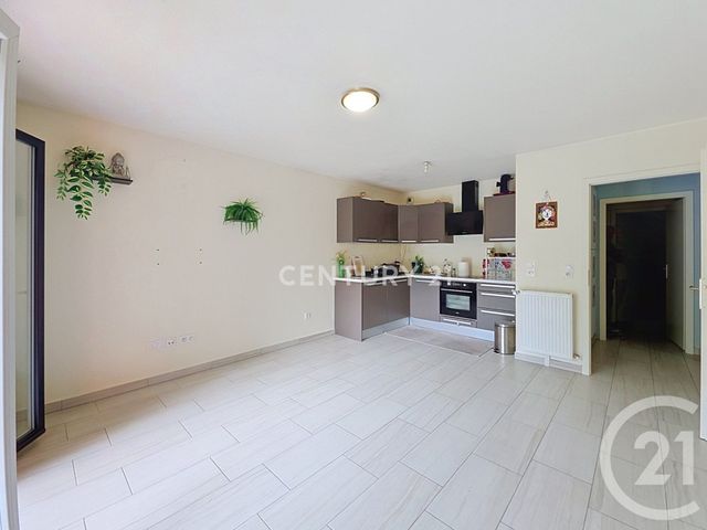 Appartement F3 &agrave; vendre - 3 pi&egrave;ces - 57,32 m2 - Noisy Le Grand - 93 - ILE-DE-FRANCE